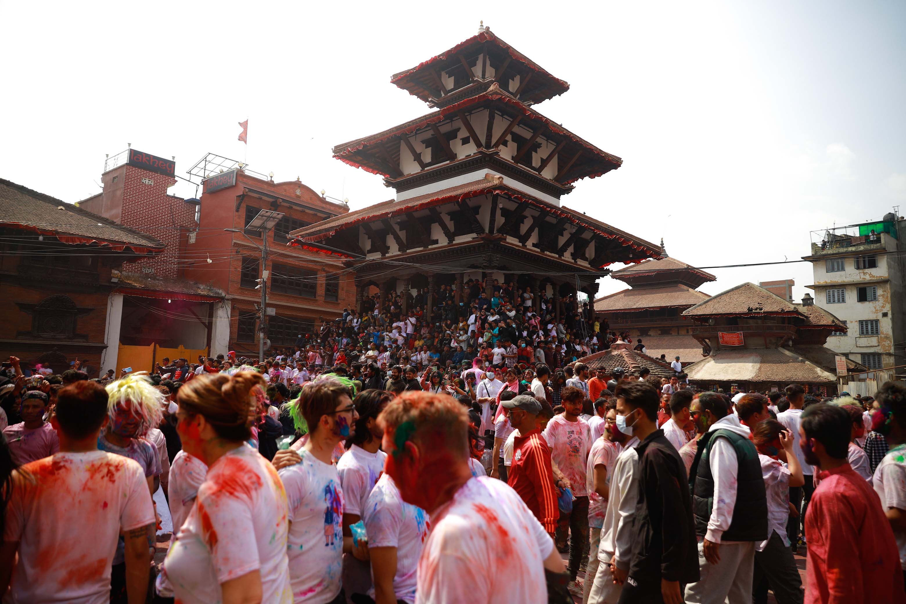 https://www.nepalminute.com/uploads/posts/HOli-Nepal photo library 21678127145.jpg